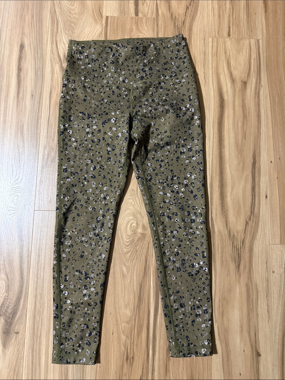 Zella Olive Green Leopard Print Leggings